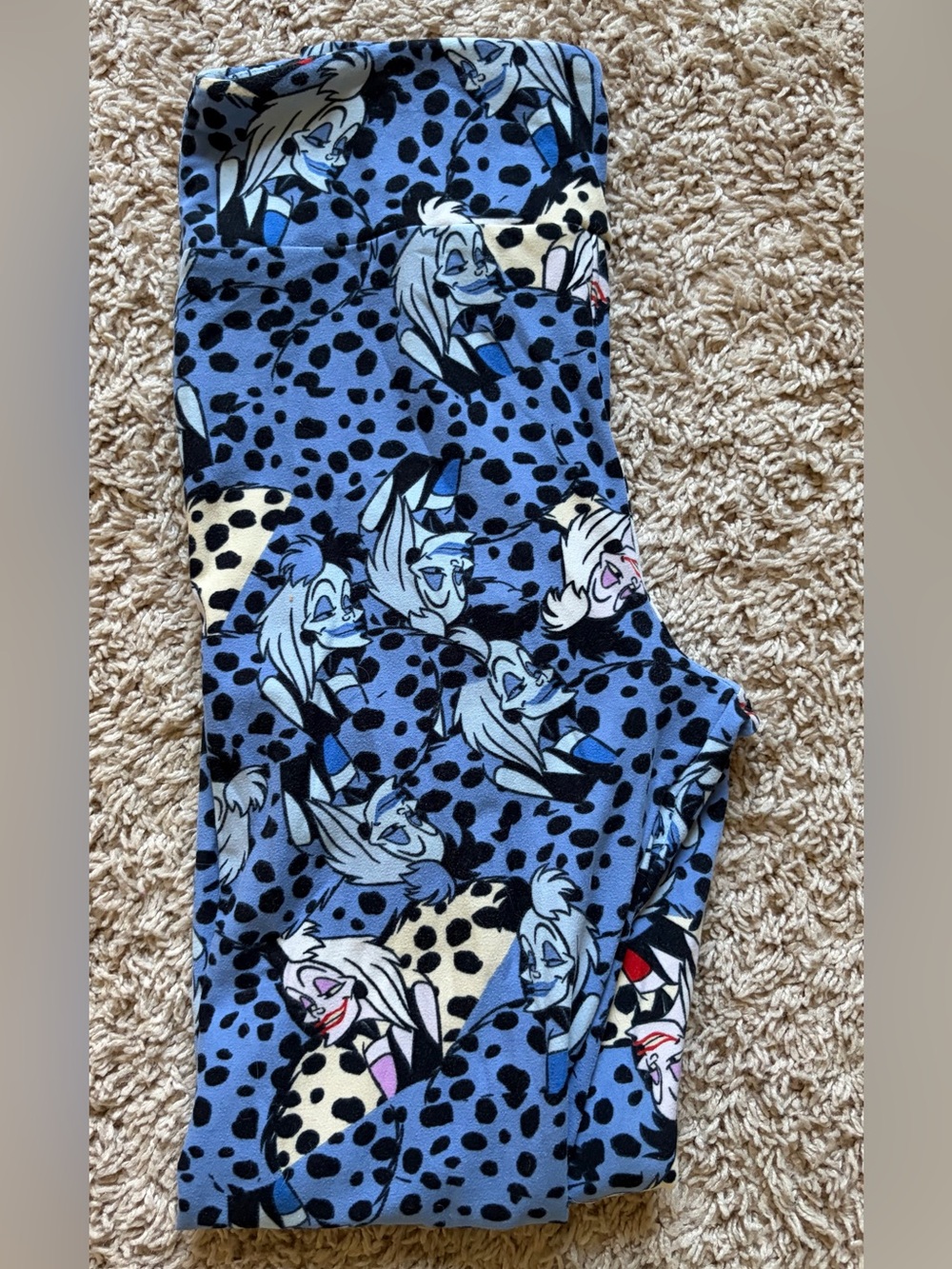 Disney LuLaRoe Cruella 101 Dalmatians OS Leggings